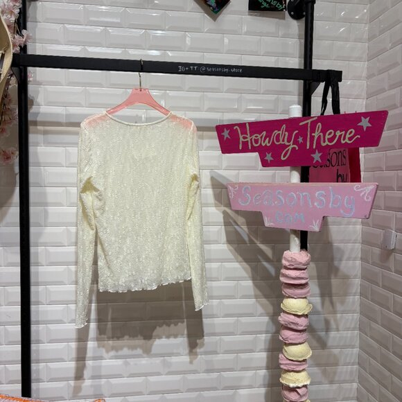 Lace Textured Long Sleeve Top- C5030 - Picture 2 of 2